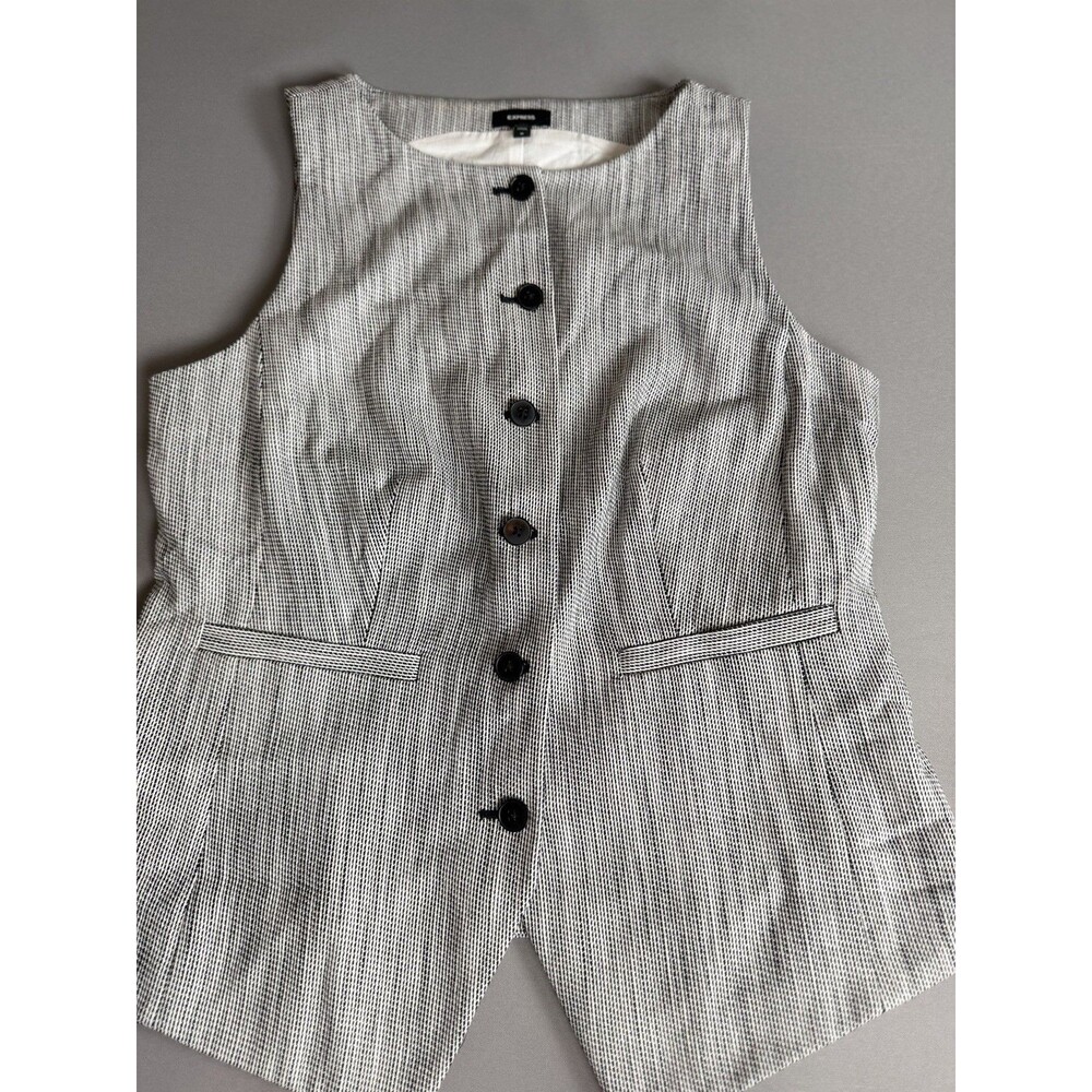 Express Black & White Textured Button Front Vest –Sleeveless Tailored – Size M - Picture 11 of 11